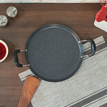 Femora Carbon Steel 28 CM Comal Pan with Side Handle, 3 Layer Non-Stick Coating Pan, Black, Pack of 1