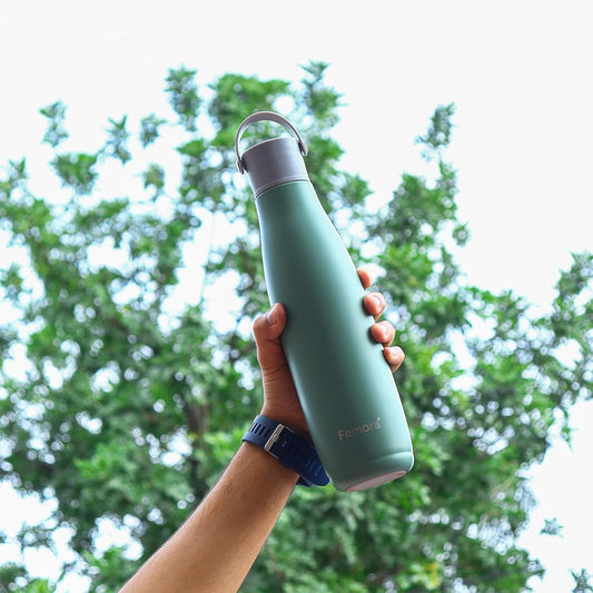 Stainless Steel PureQuench Lifestyle Vessel Vacuum Insulated Flask Water Bottle, 700 ML, Green, Femora
